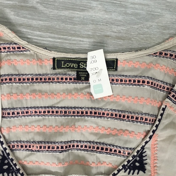 Love Stitch top with embroidery - Picture 3 of 5